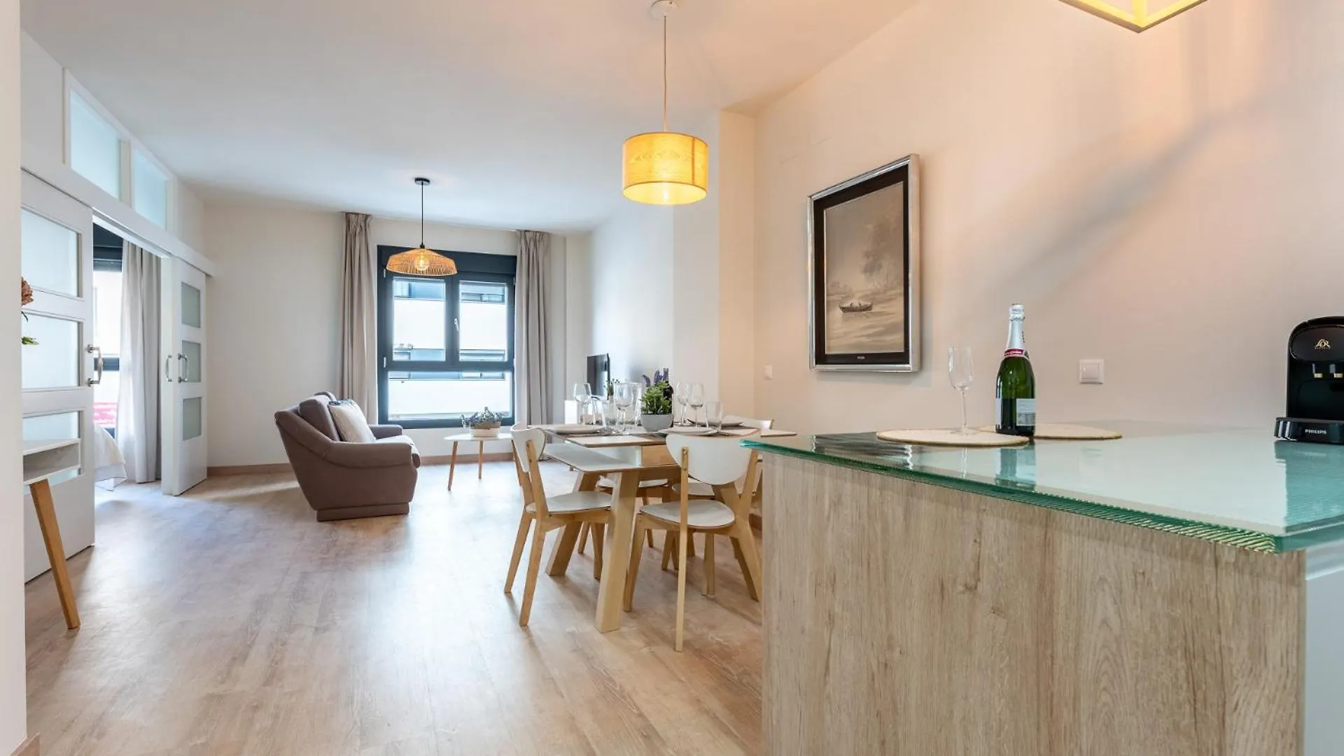 Apartment Malagasuite Comfortable Home 1